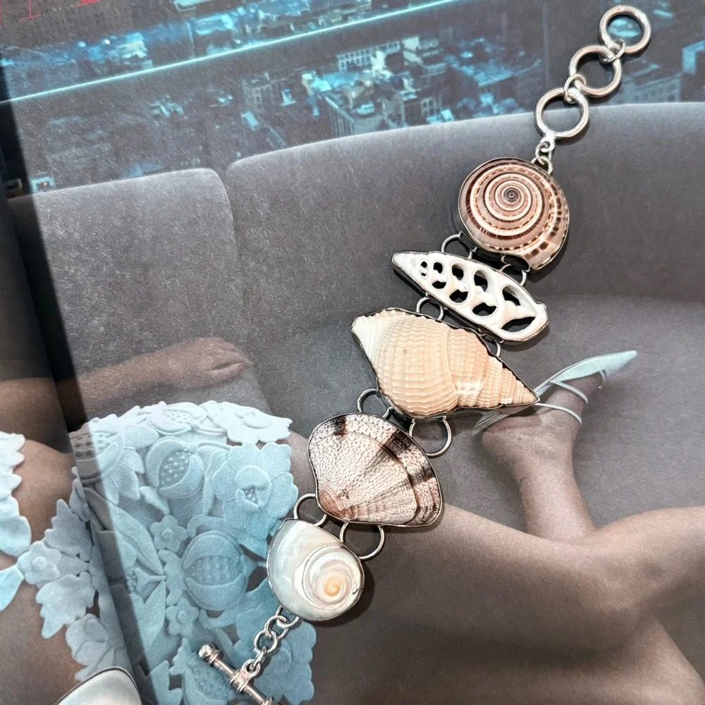 Gorgeous Charles Albert Sterling Silver Multi-Shell Bracelet - Picture 2 of 7